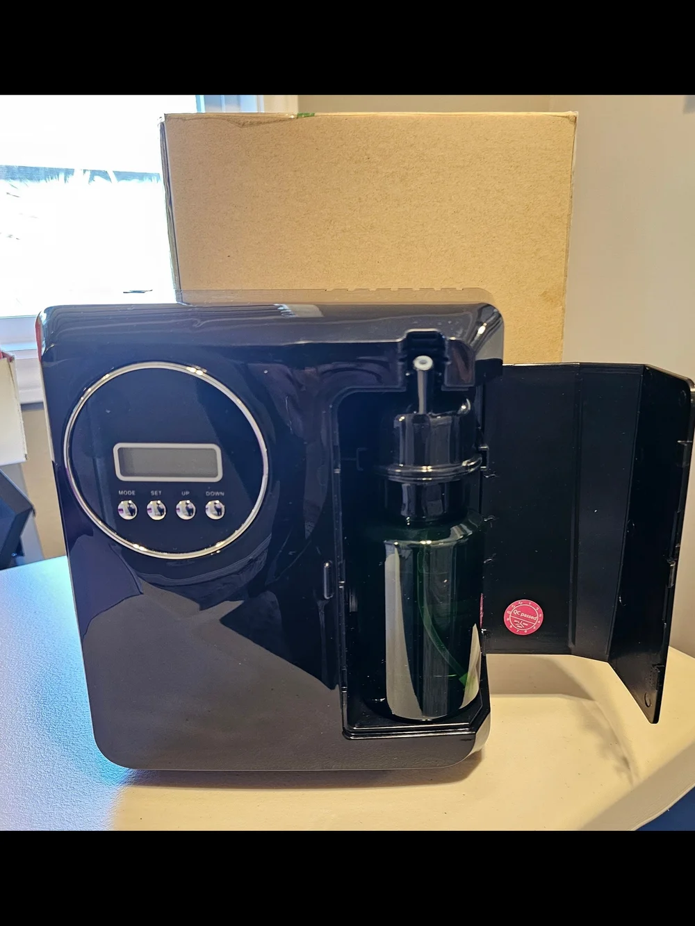 Black 200ml Automatic Fragrance Diffuser, LCD Timer, Wall-Mount/Tabletop